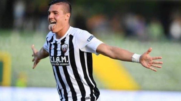 Genoa su Favilli trattativa Juventus concorrenza Sampdoria Udinese