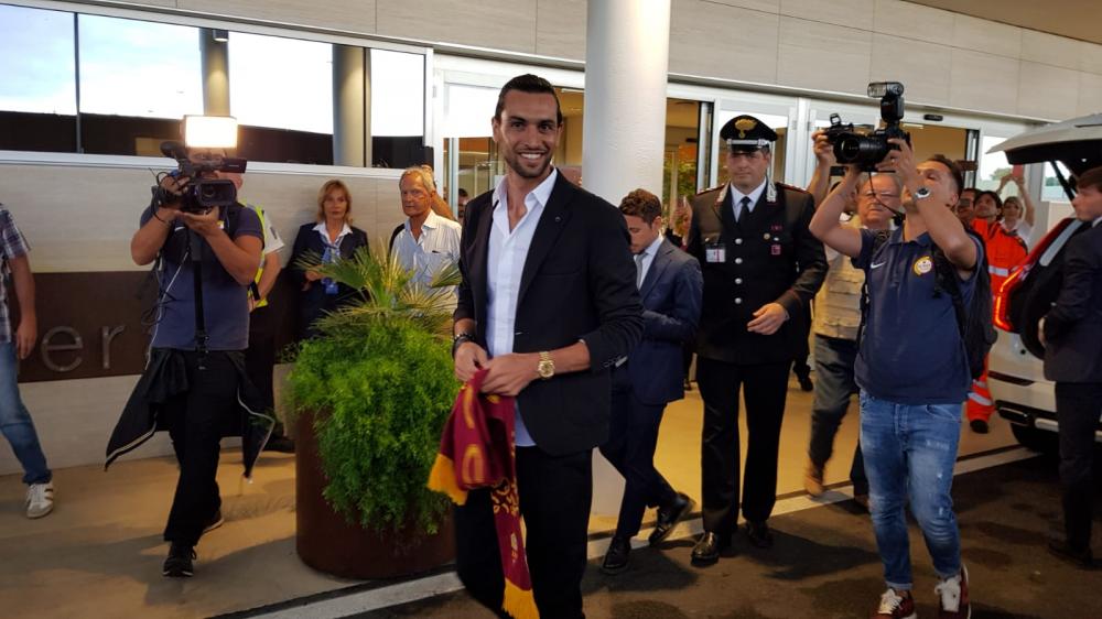 Pastore alla Roma dal PSG calciatore in città visite mediche e firma
