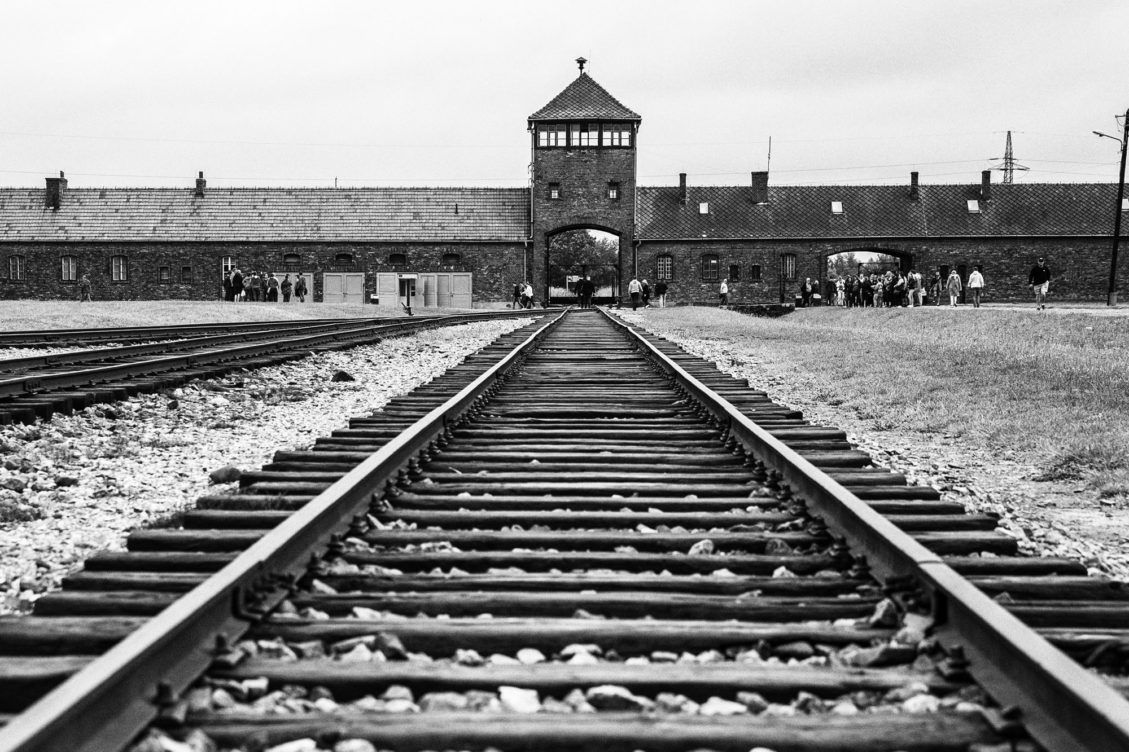 Chelsea tifosi razzismo ad Auschwitz iniziativa contro il razzismo