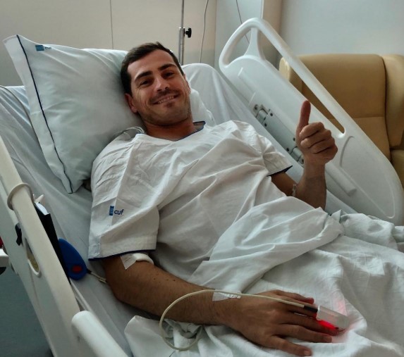 Messaggio Casillas dopo l'infarto e la foto dall'ospedale